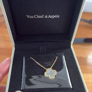 Four leaf clover necklace